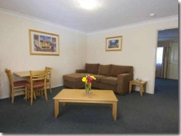 Villa Nova Motel Toowoomba Luaran gambar